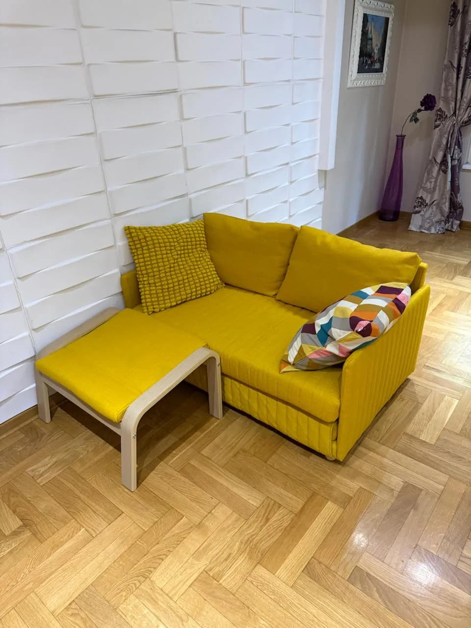 Диван IKEA FRIDHULT и подставка POÄNG 200 EUR