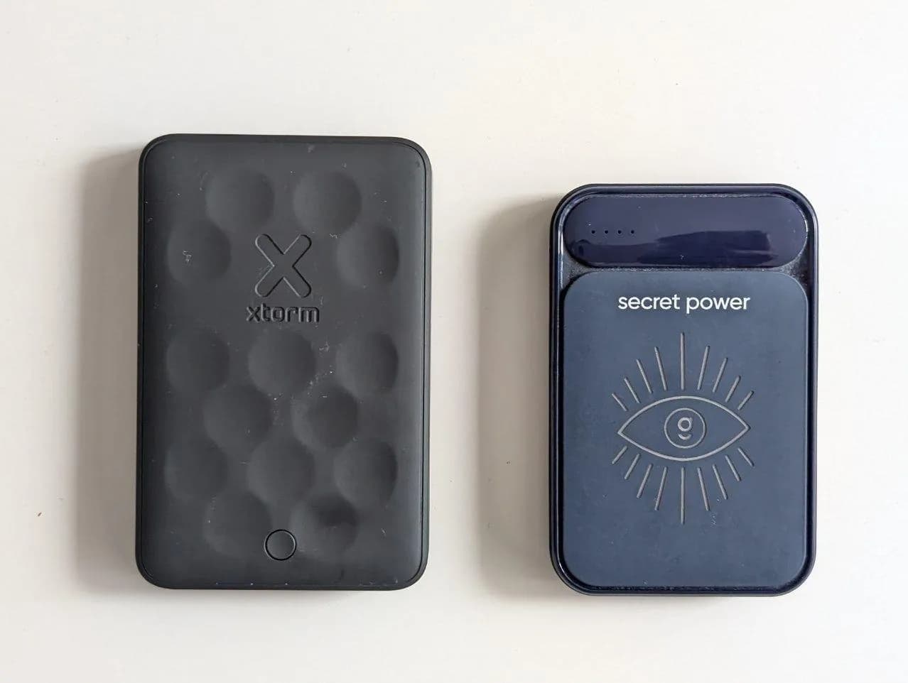 Два павербанка Xtorm Magnetic и Portobello 5000mAh