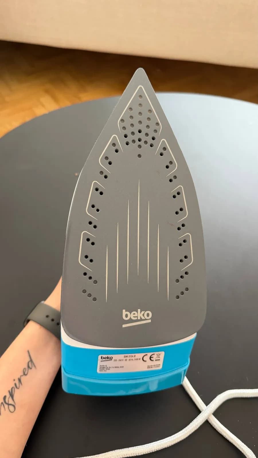Утюг Beko и чайник Xiaomi