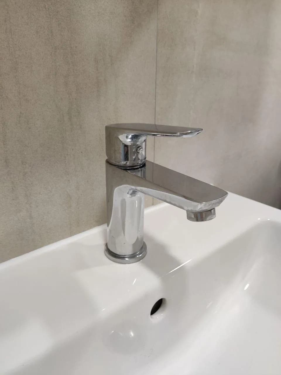 Раковина Ideal Standard со смесителем ENMON