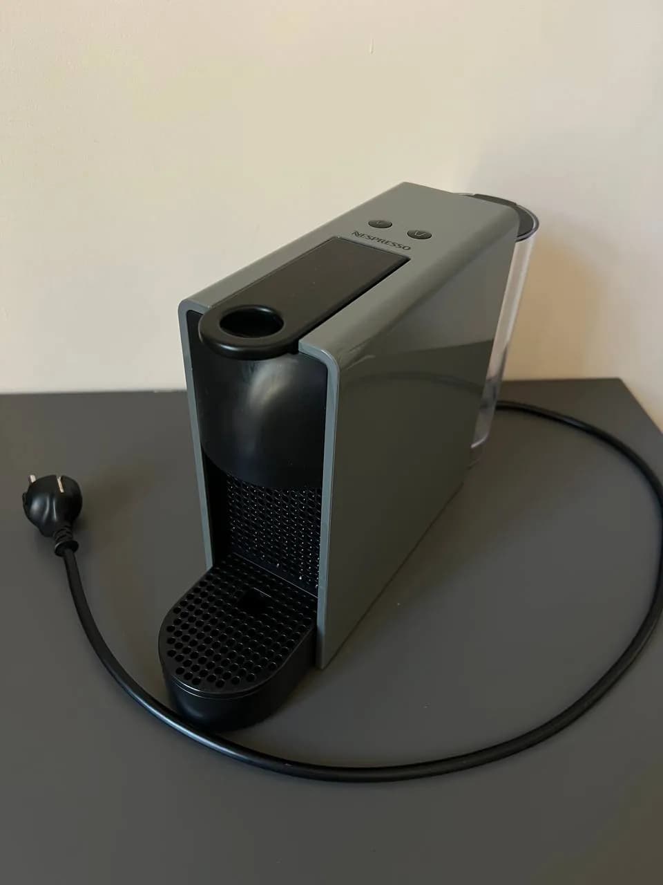 Кофемашина Nespresso Essenza Mini