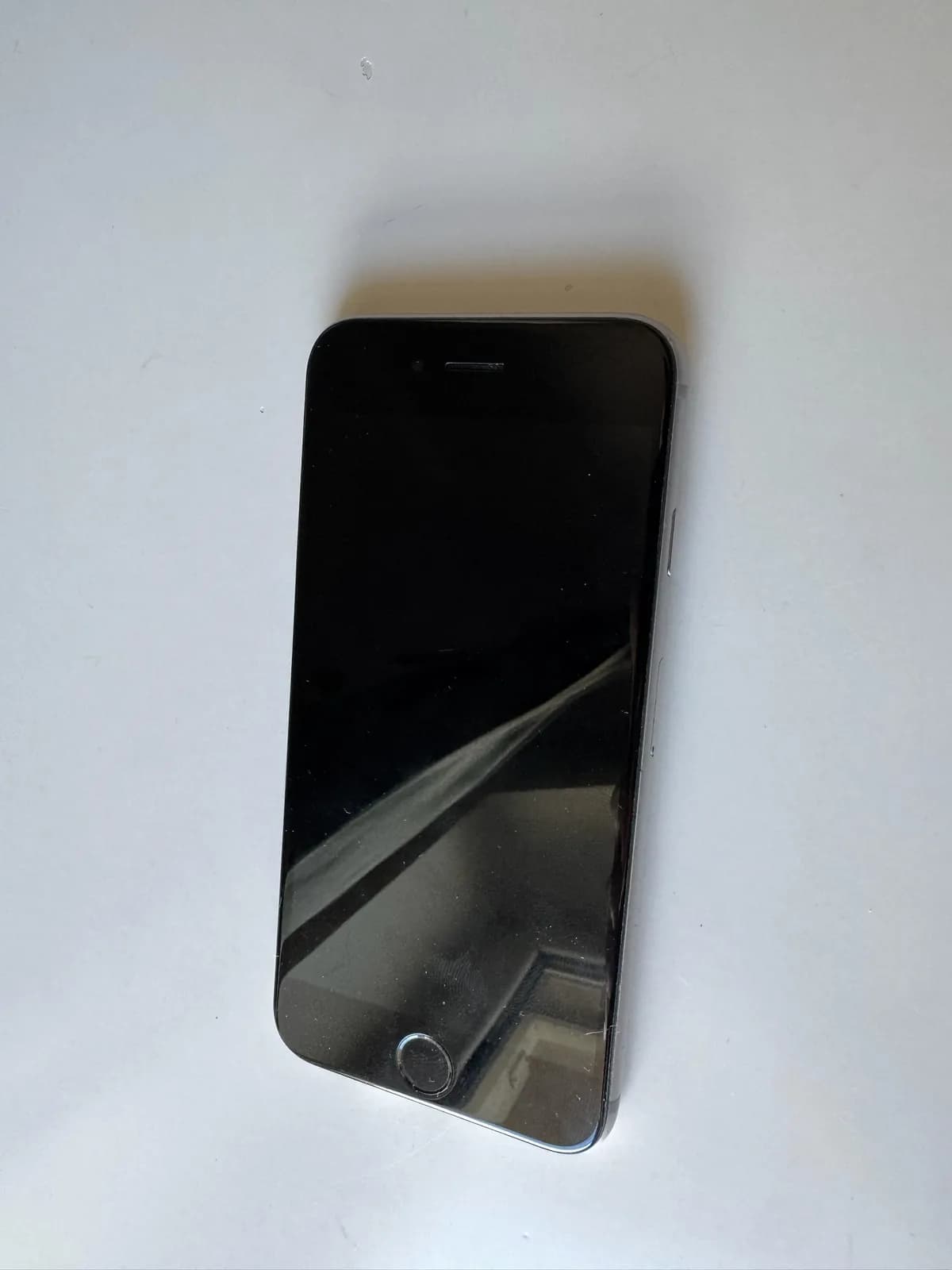 Смартфон Apple iPhone 6s
