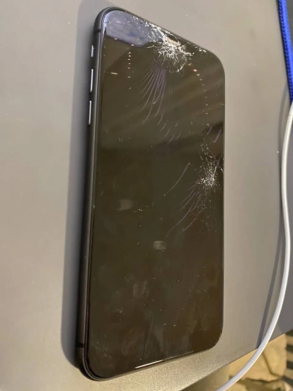 iPhone 11 64GB на запчасти или ремонт