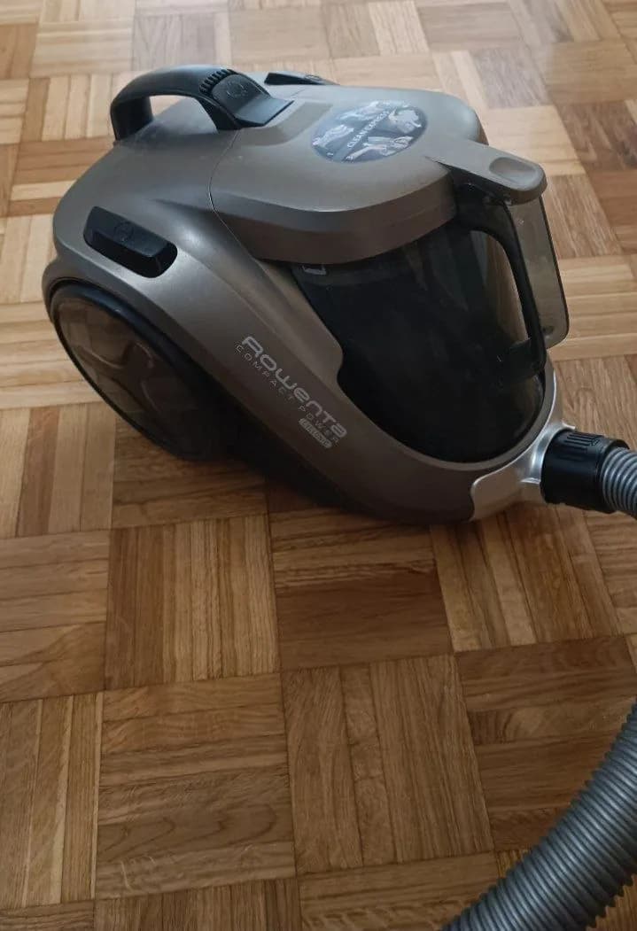 Циклонный пылесос Rowenta RO3786EA