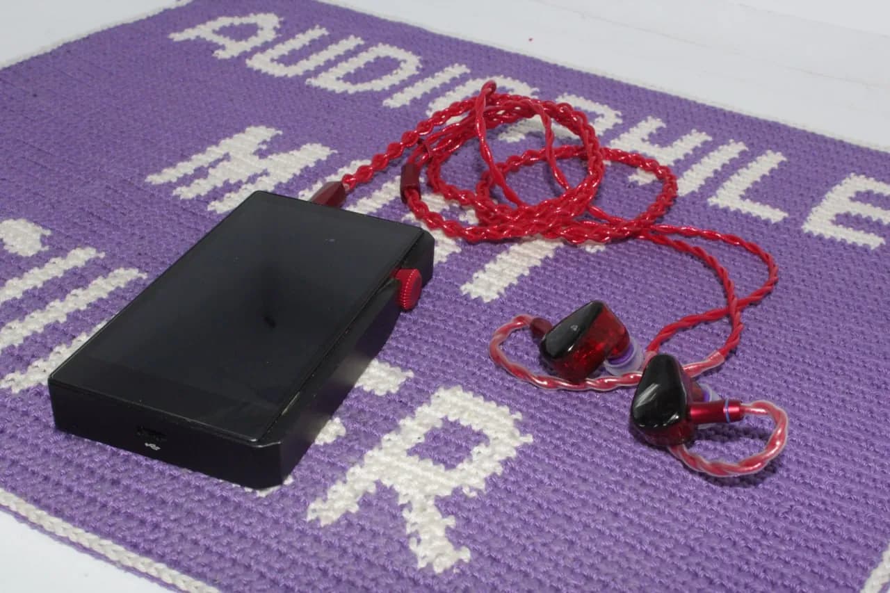 Наушники IEM Snowy A4G
