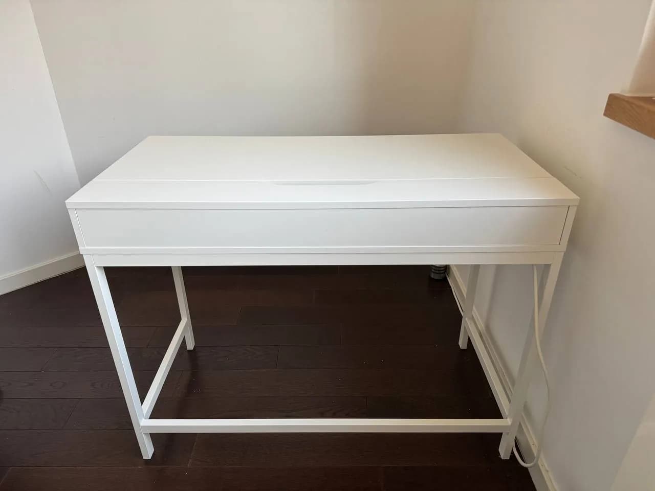 Стол IKEA Alex