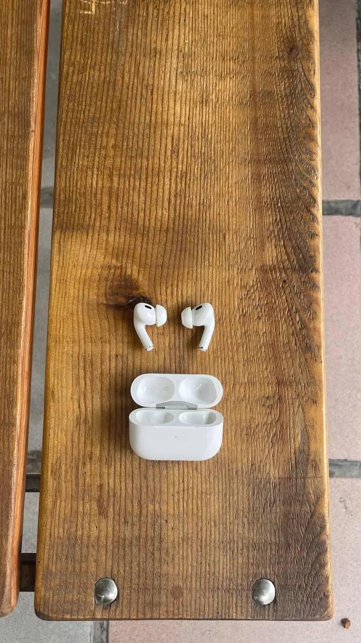 Наушники Apple AirPods Pro 2