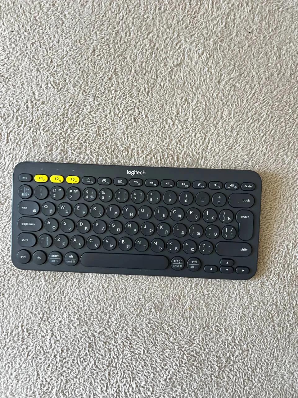 Клавиатура Logitech K380 и блендер Gorenje