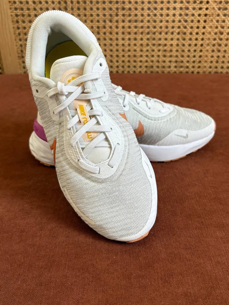 Женские кроссовки Nike Renew Run 4