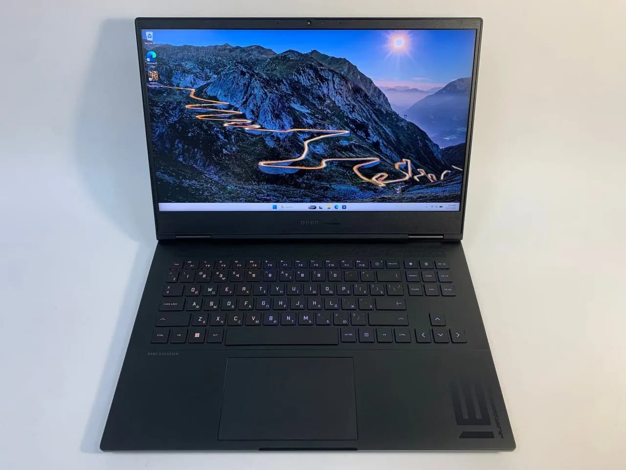 HP OMEN 16 i7-13700HX RTX 4070 32GB