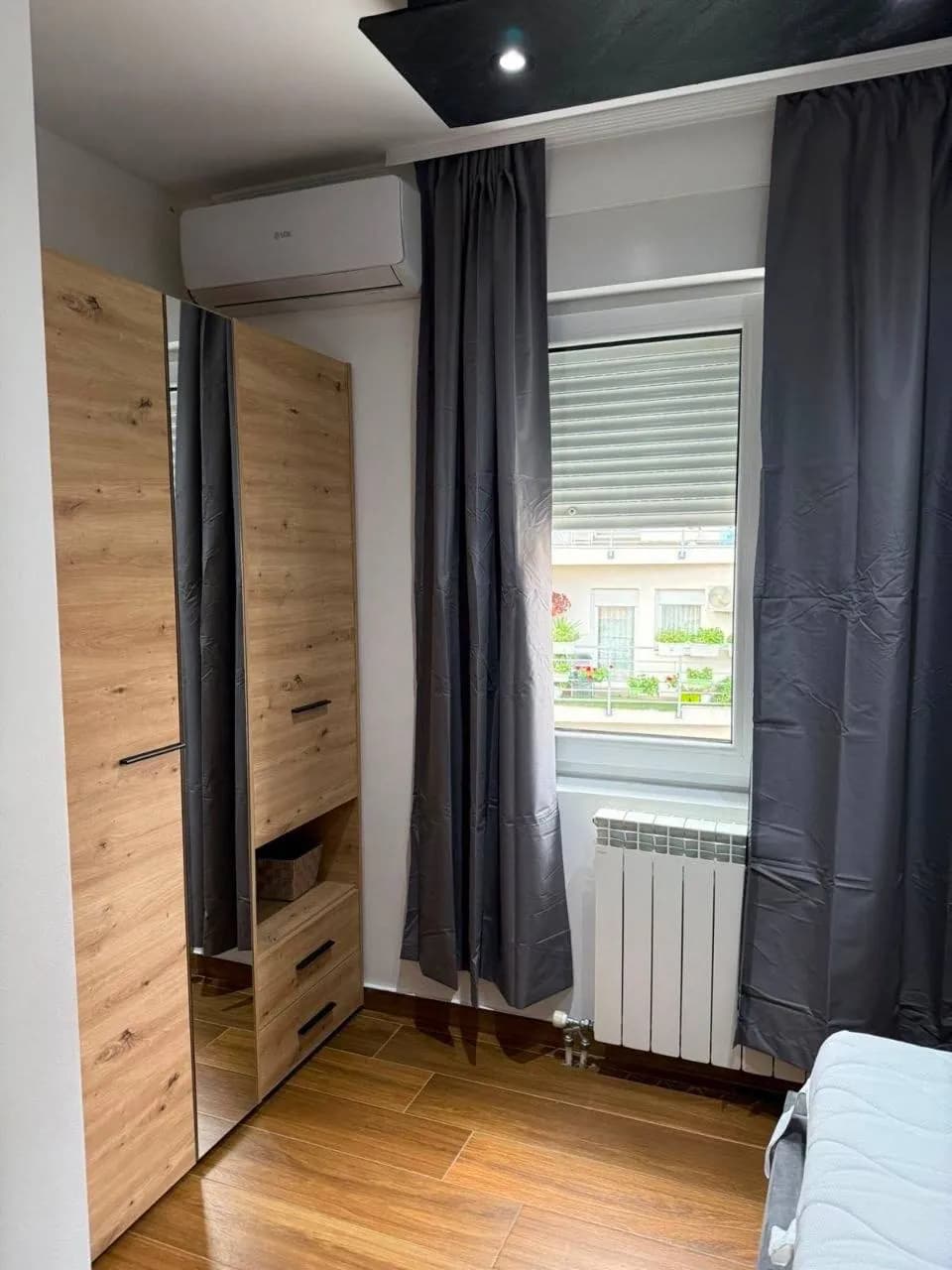 3-комнатная квартира Звездара 60 м2 аренда