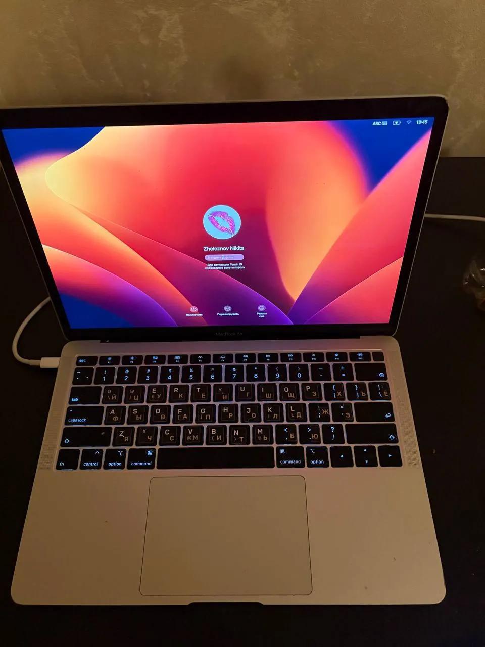MacBook Air 13 Retina 2019 i5