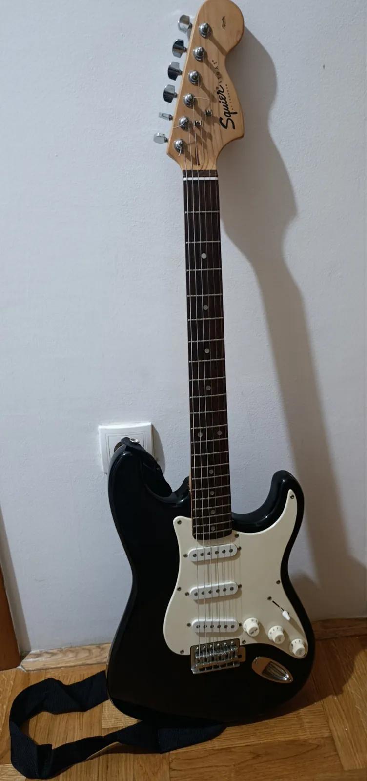 Электрогитара Squier Affinity Stratocaster