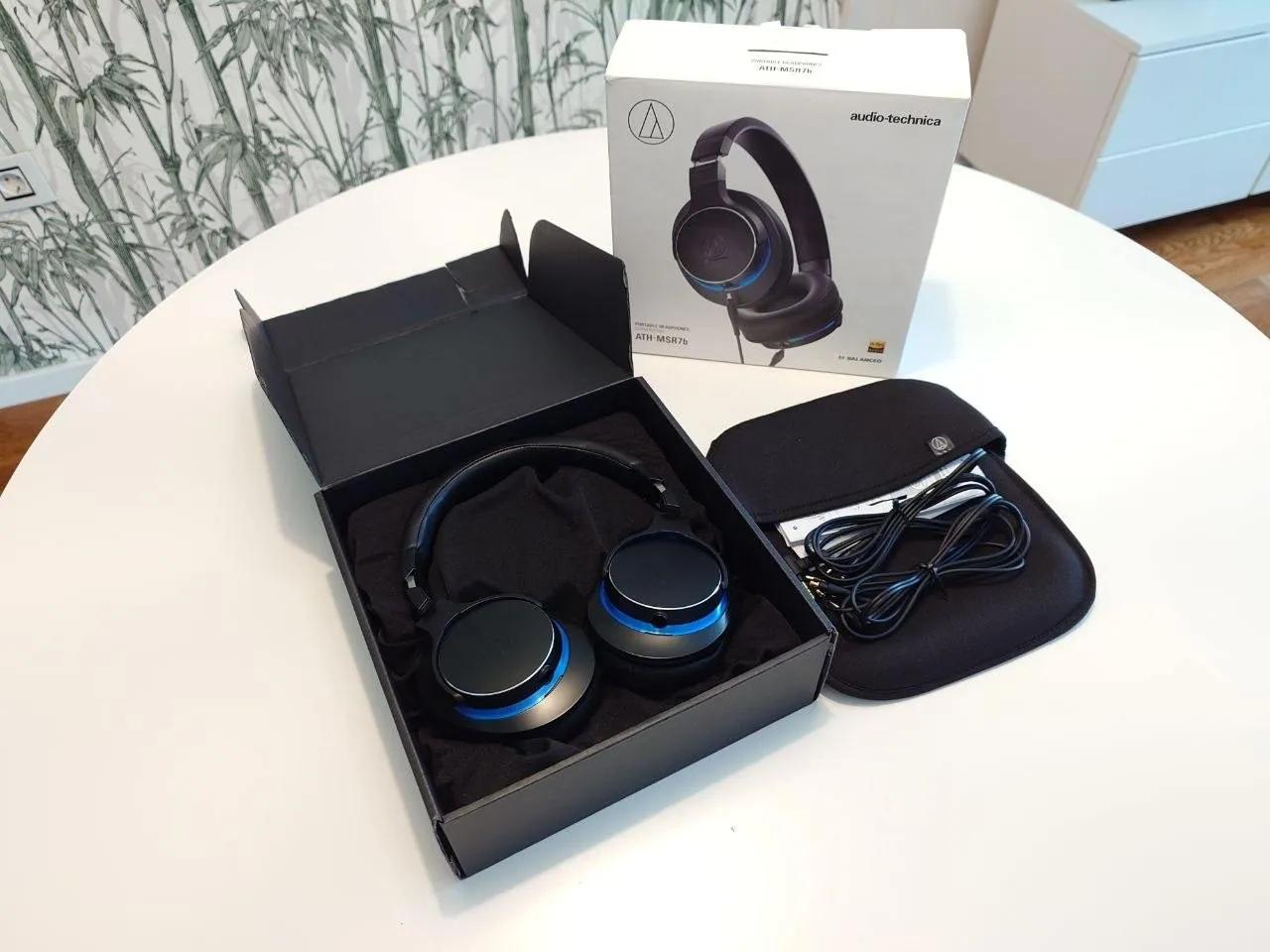 Наушники Audio-Technica ATH-MSR7b Hi-Res полный комплект 160 EUR