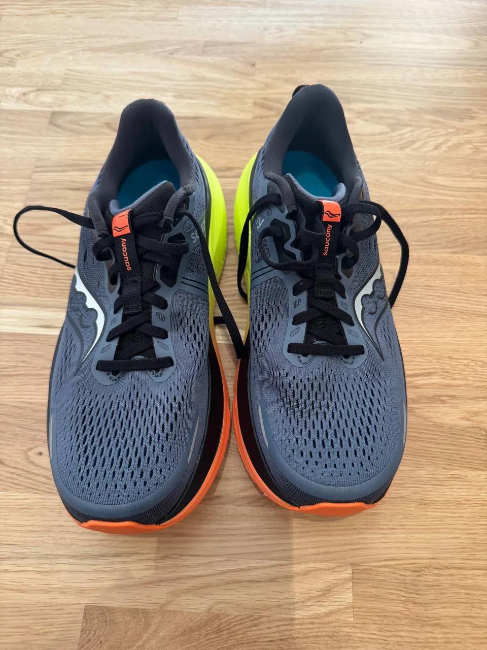 Беговые кроссовки Saucony Guide 18 EUR 42.5