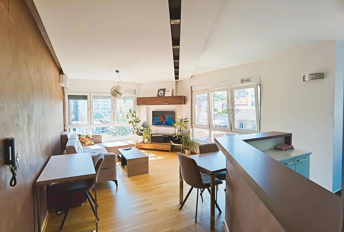 Квартира 3 комнаты в аренду Белград 700 EUR/мес