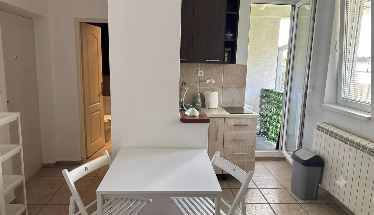 Студия Lux Мириево 400 EUR