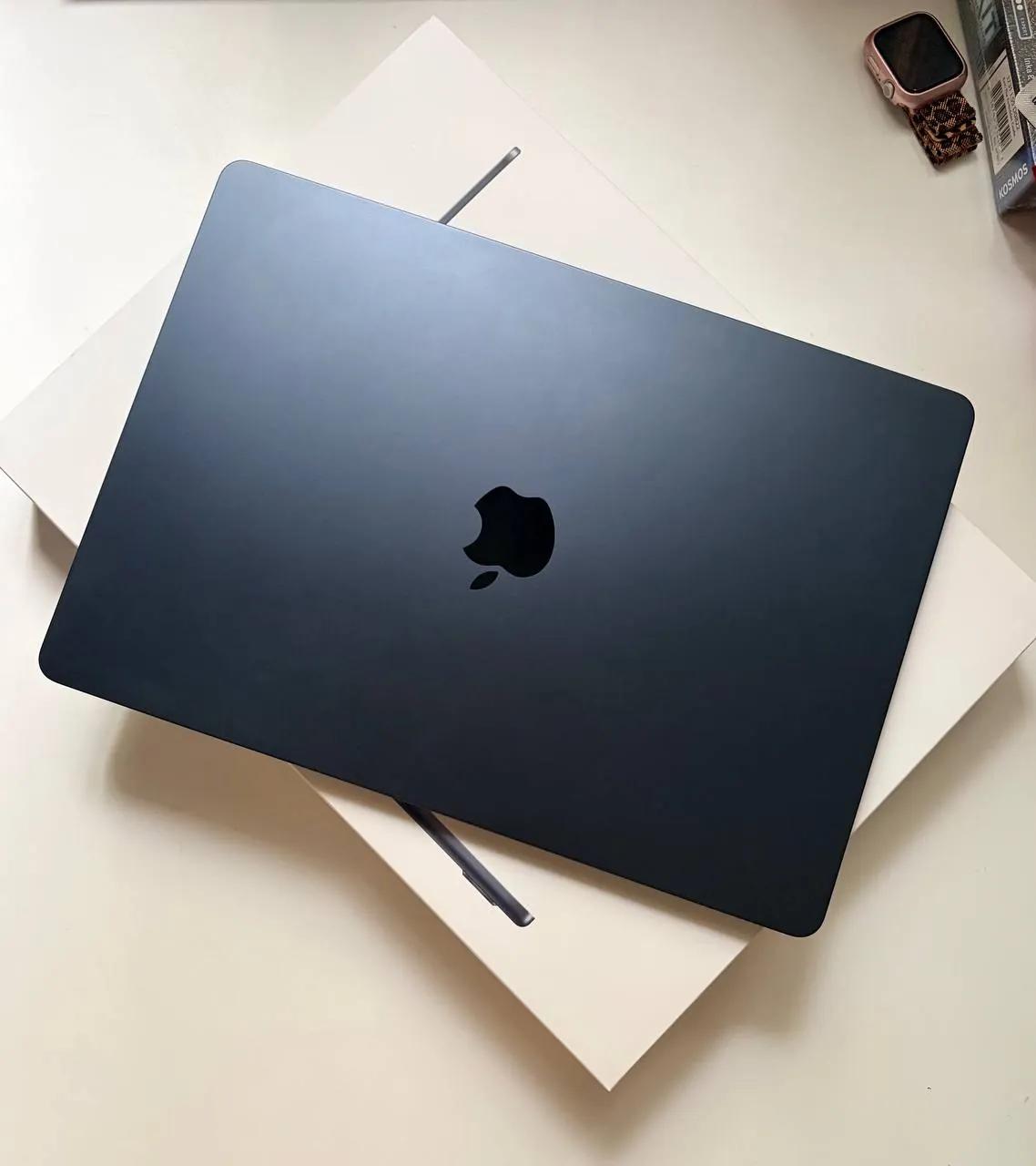 MacBook Air M4 15 дюймов 24GB 512GB