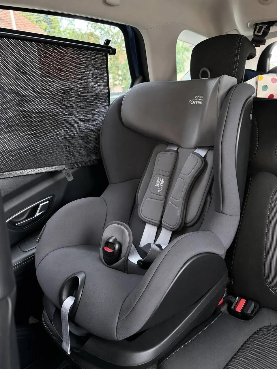 Детское автокресло Britax Römer TRIFIX 2 i-SIZE