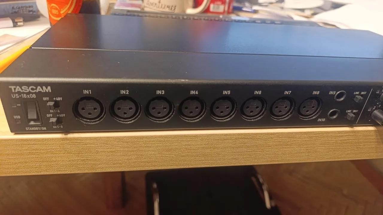 Звуковая карта TASCAM US-16x08 аудиоинтерфейс