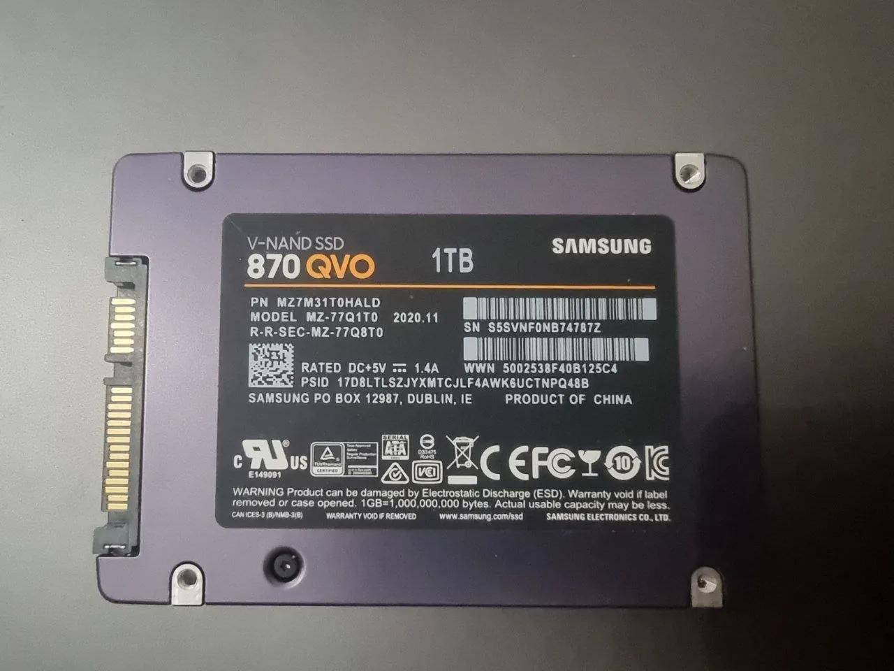 SSD Kingston 240GB и Samsung 870 QVO 1TB