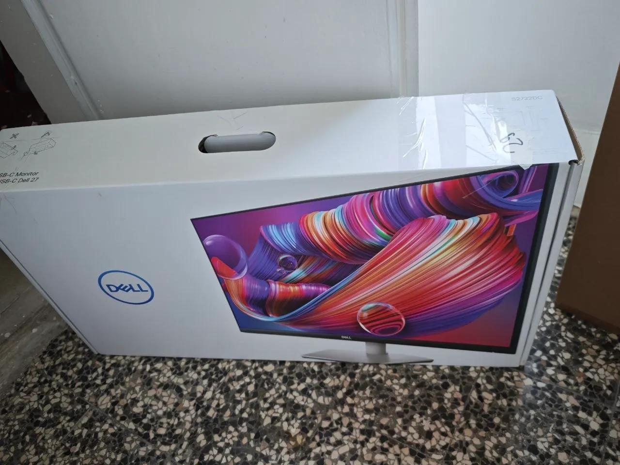 Монитор Dell S2722DC 27 дюймов USB-C