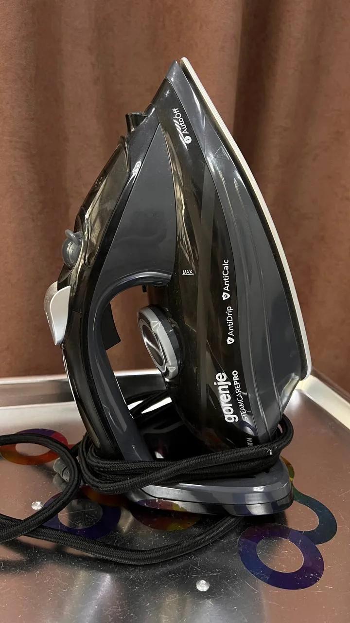 Утюг Gorenje Steam Care Pro