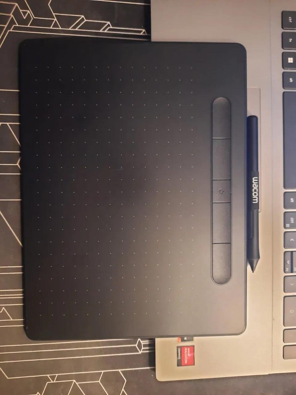 Графический планшет Wacom Intuos CTL-6100WL Bluetooth