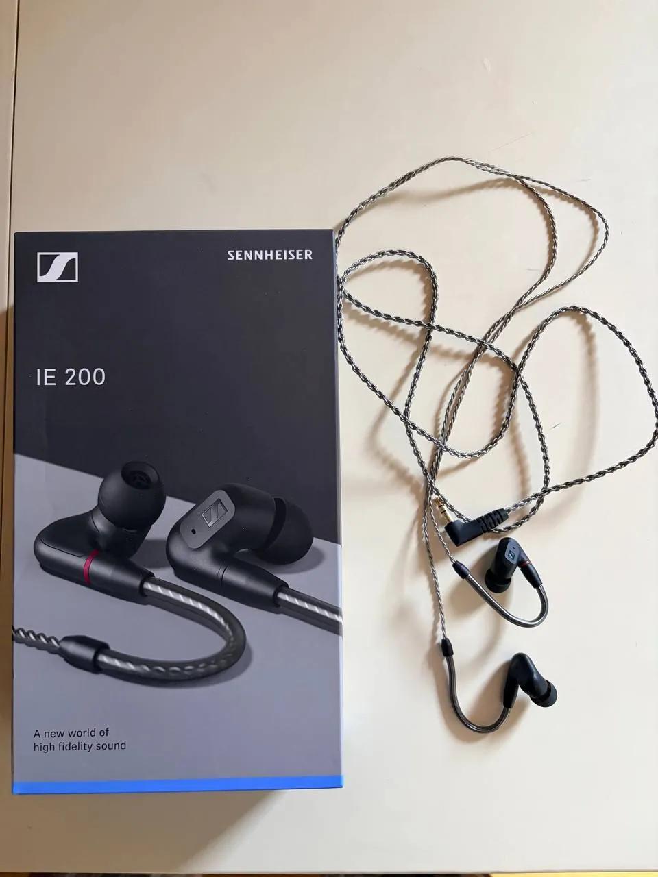 Наушники Sennheiser IE200 новые полный комплект