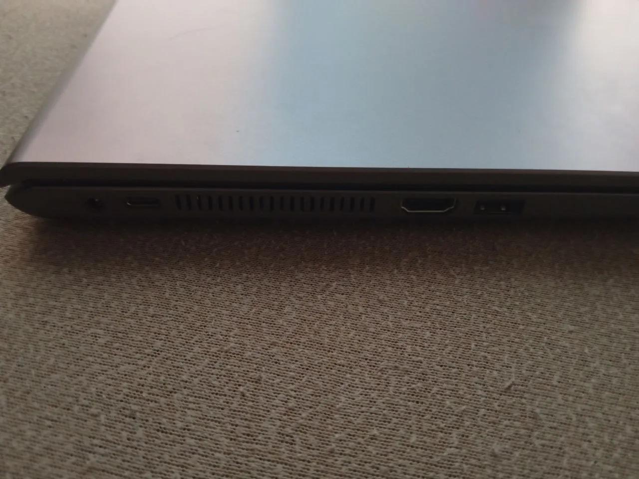 Ноутбук Intel Pentium 5405U 8GB SSD NVIDIA MX110
