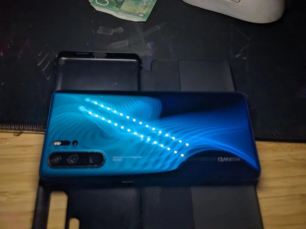 Huawei P30 Pro смартфон