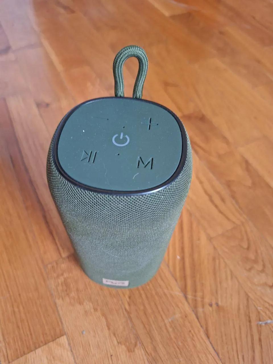 Bluetooth колонка идеальное состояние