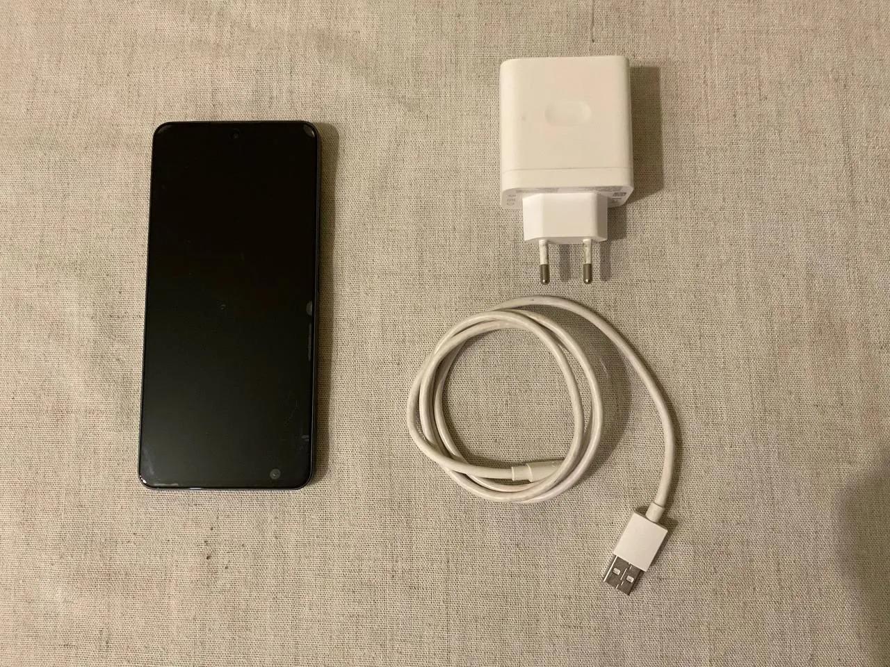 Смартфон Realme 13 Plus 5G Нови-Сад