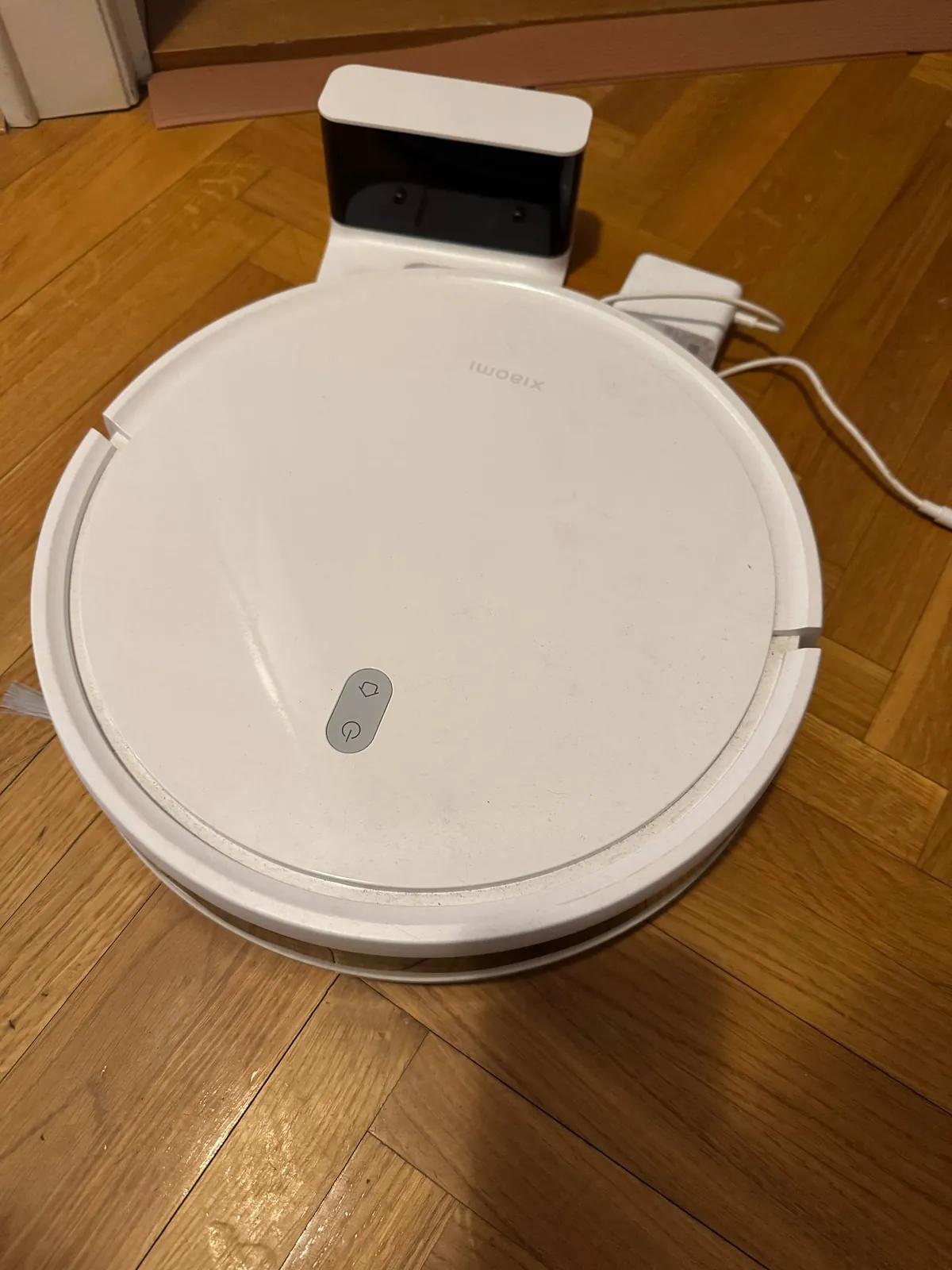 Робот-пылесос Xiaomi Robot Vacuum E10