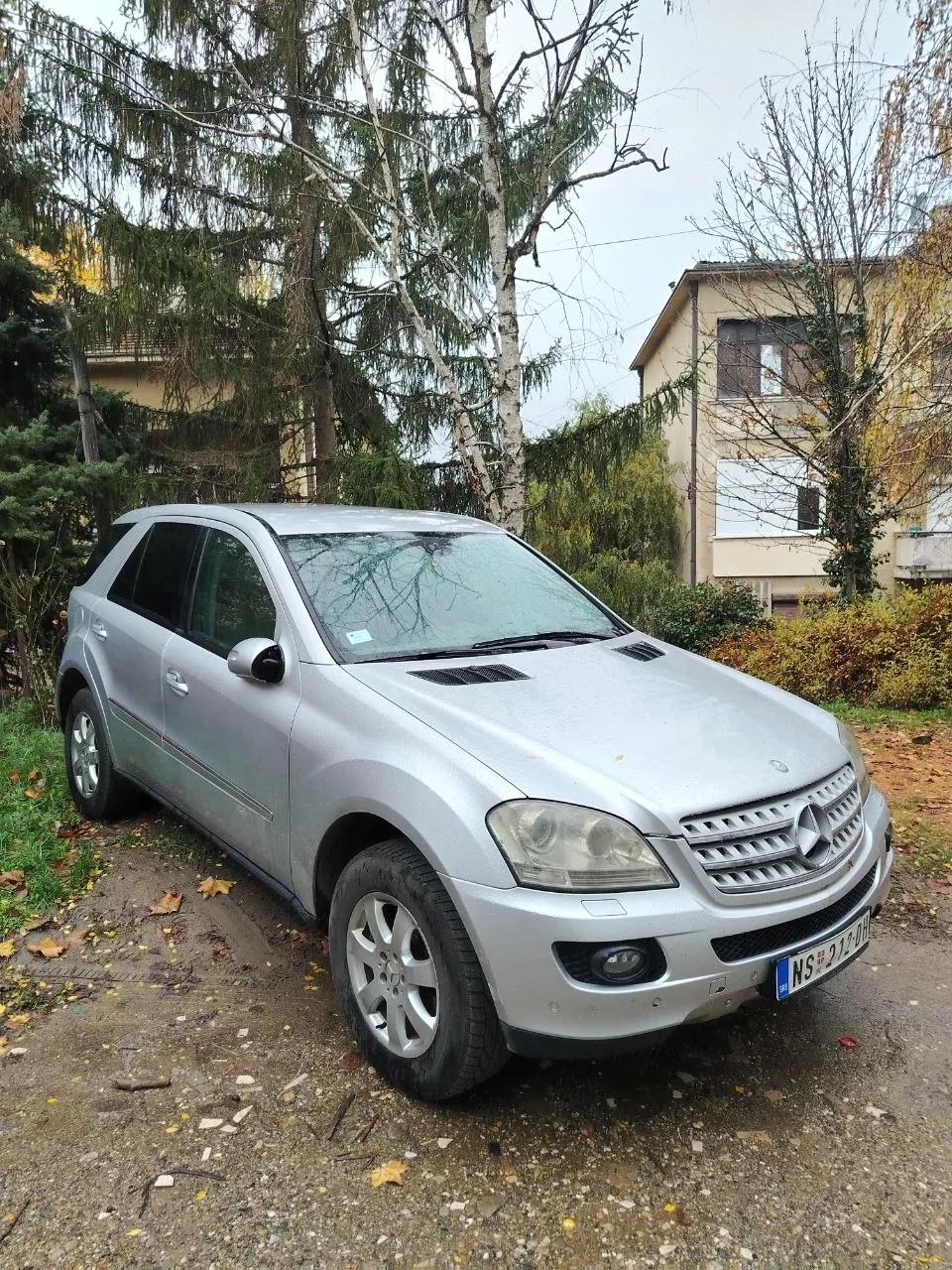 Mercedes ML320 дизель 3л 2008 год
