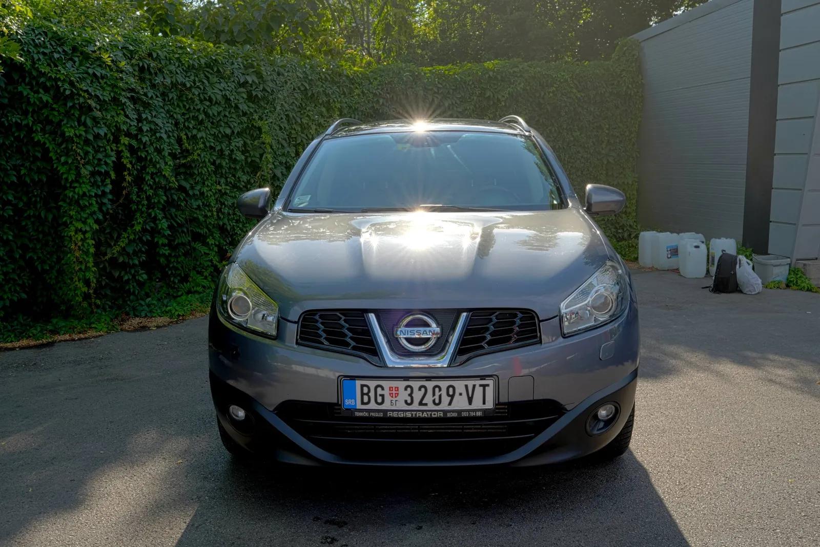 Nissan Qashqai+2 Tekna 2.0 dCi 4x4 2010
