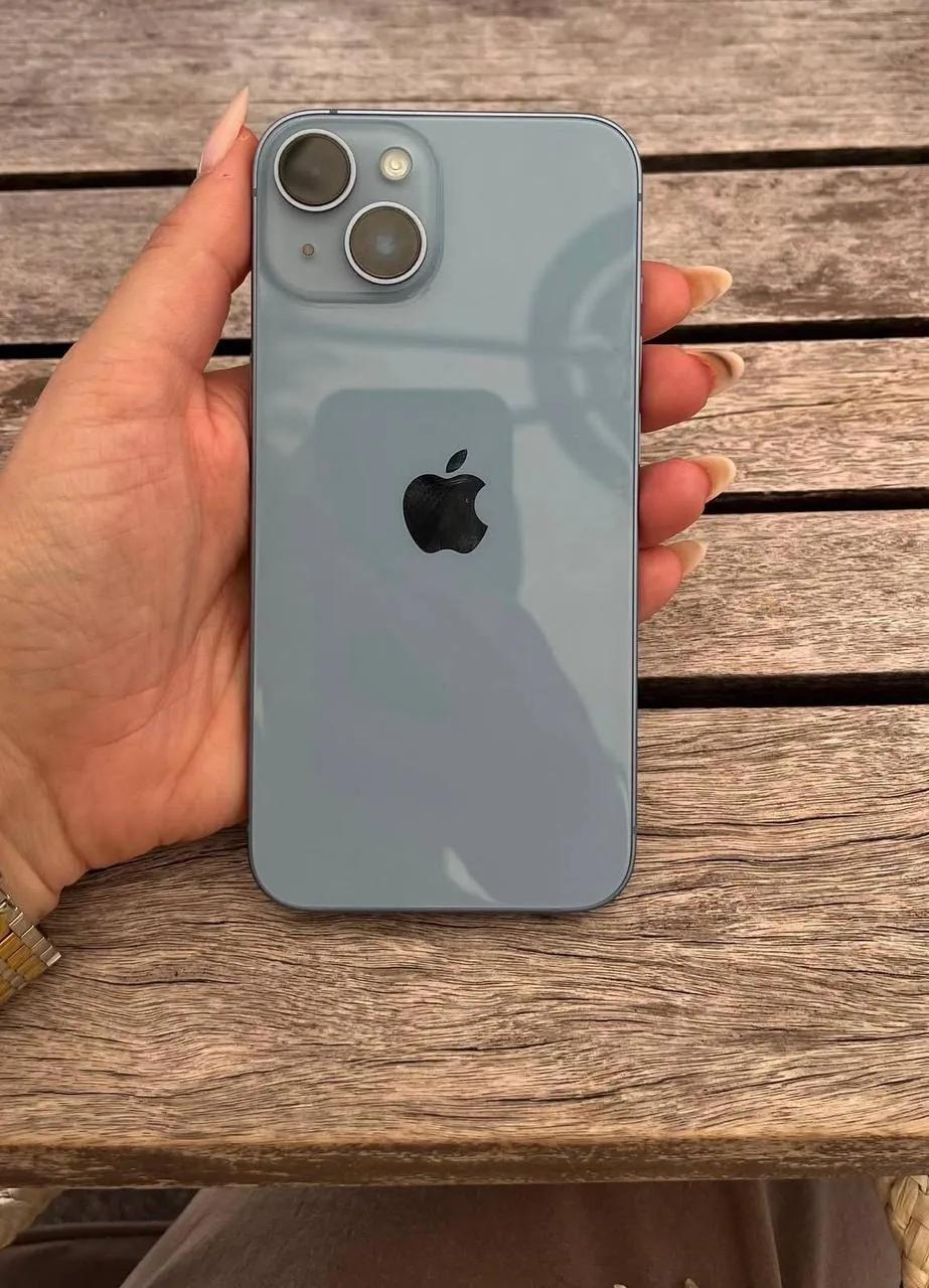 iPhone 14 128GB состояние близко к идеальному