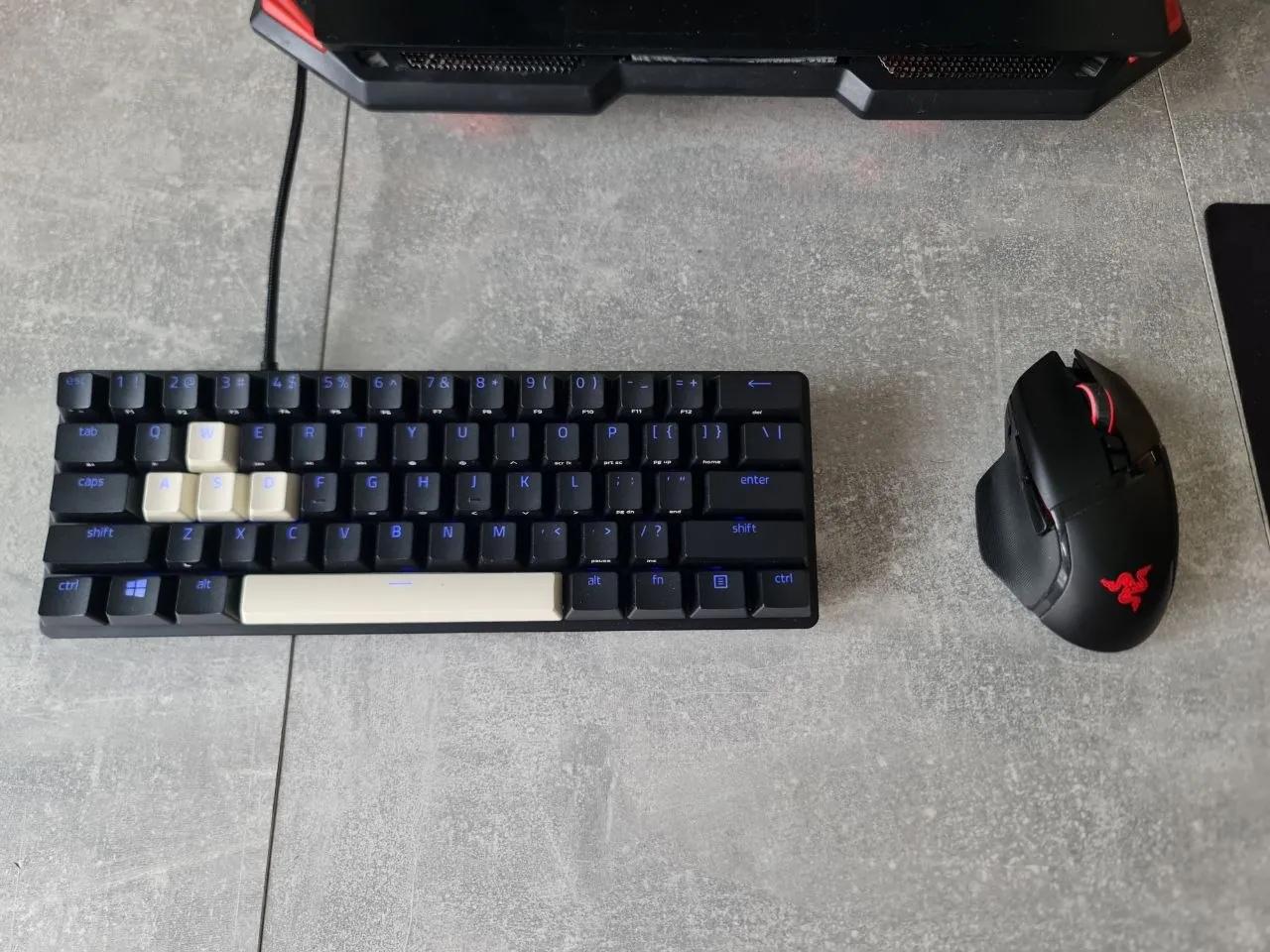 Razer Huntsman Mini Basilisk Ultimate комплект