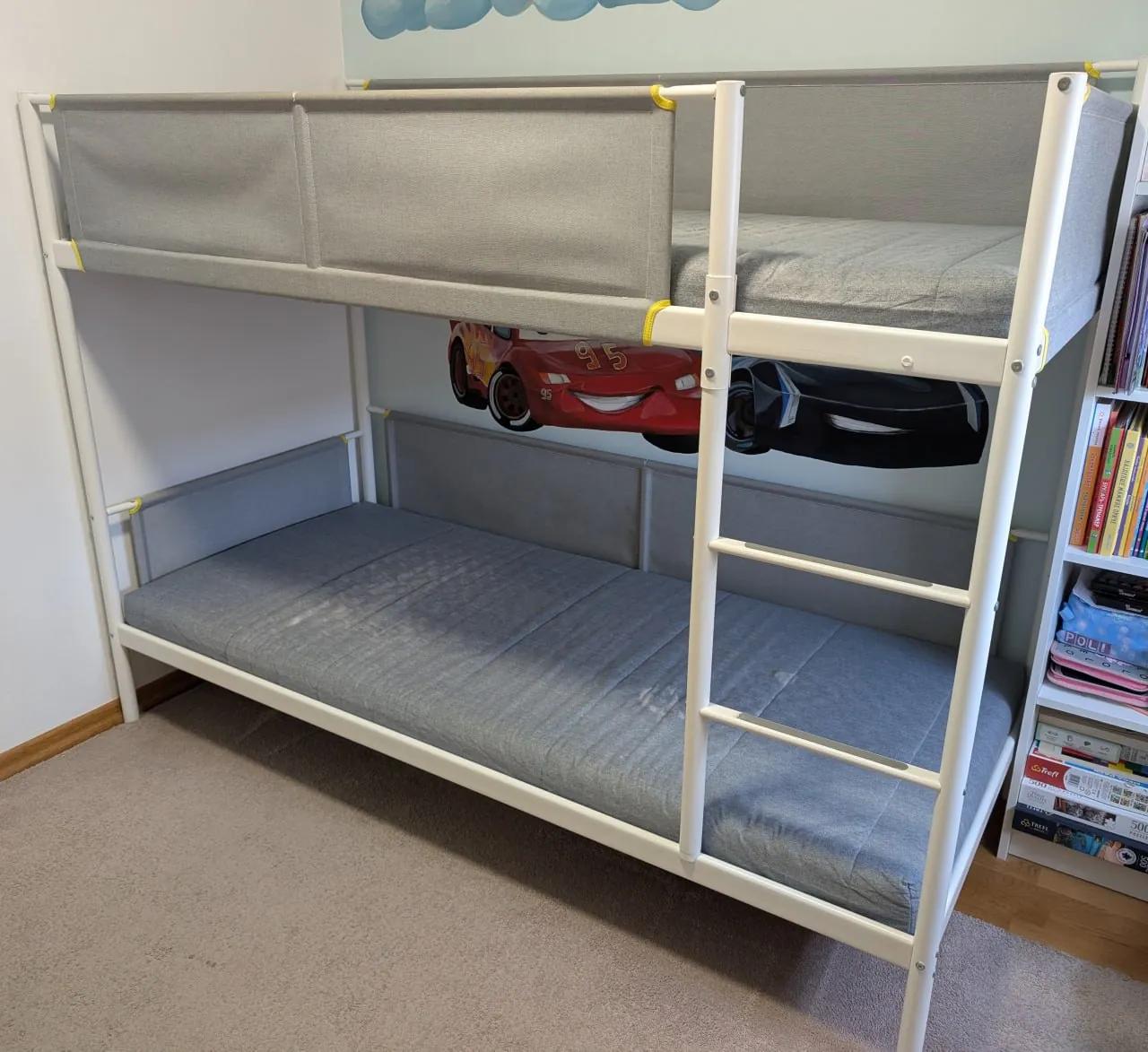 Двухъярусная кровать IKEA VITVAL без матрасов