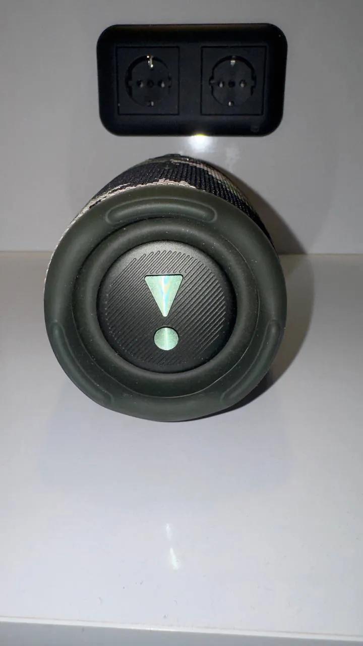 Колонка JBL Charge 5 портативная