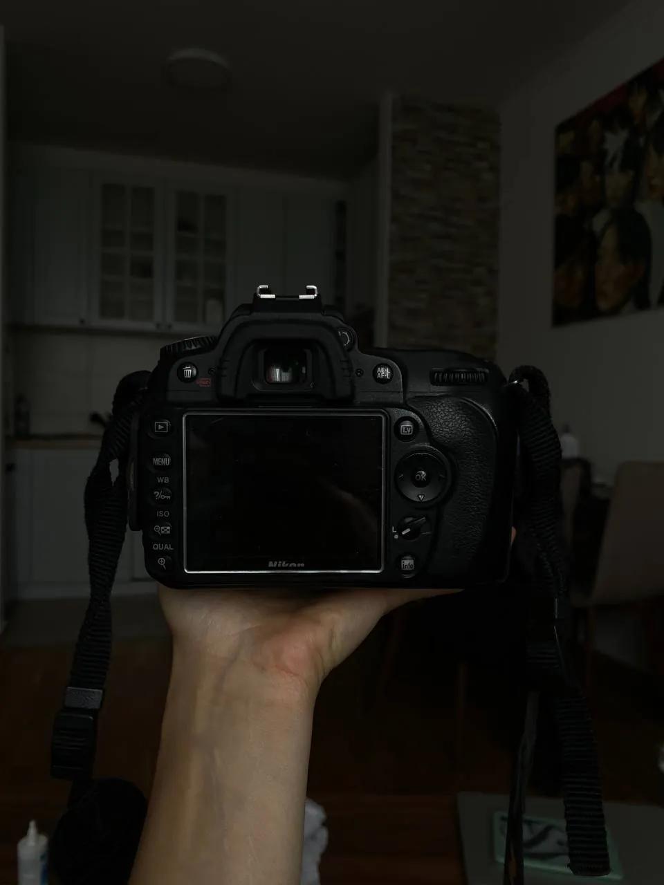Nikon D90 с объективами 18-200 и 50мм