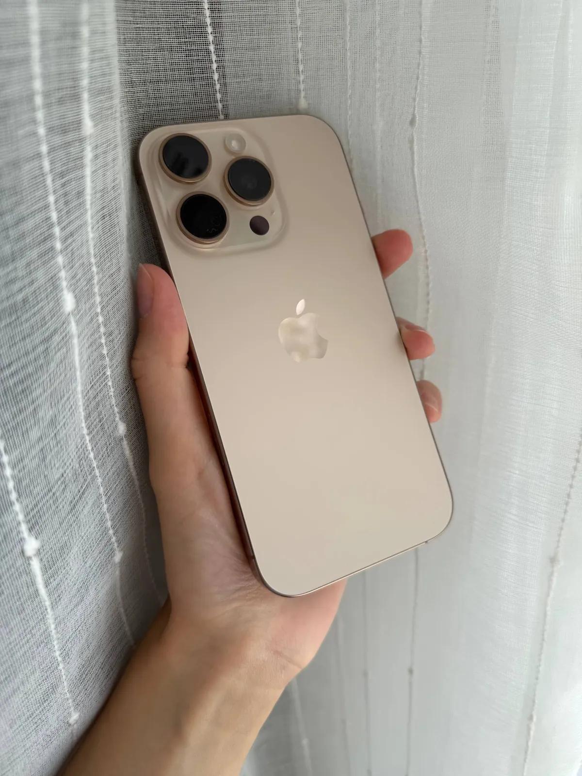iPhone 16 Pro 128 GB Desert Titanium