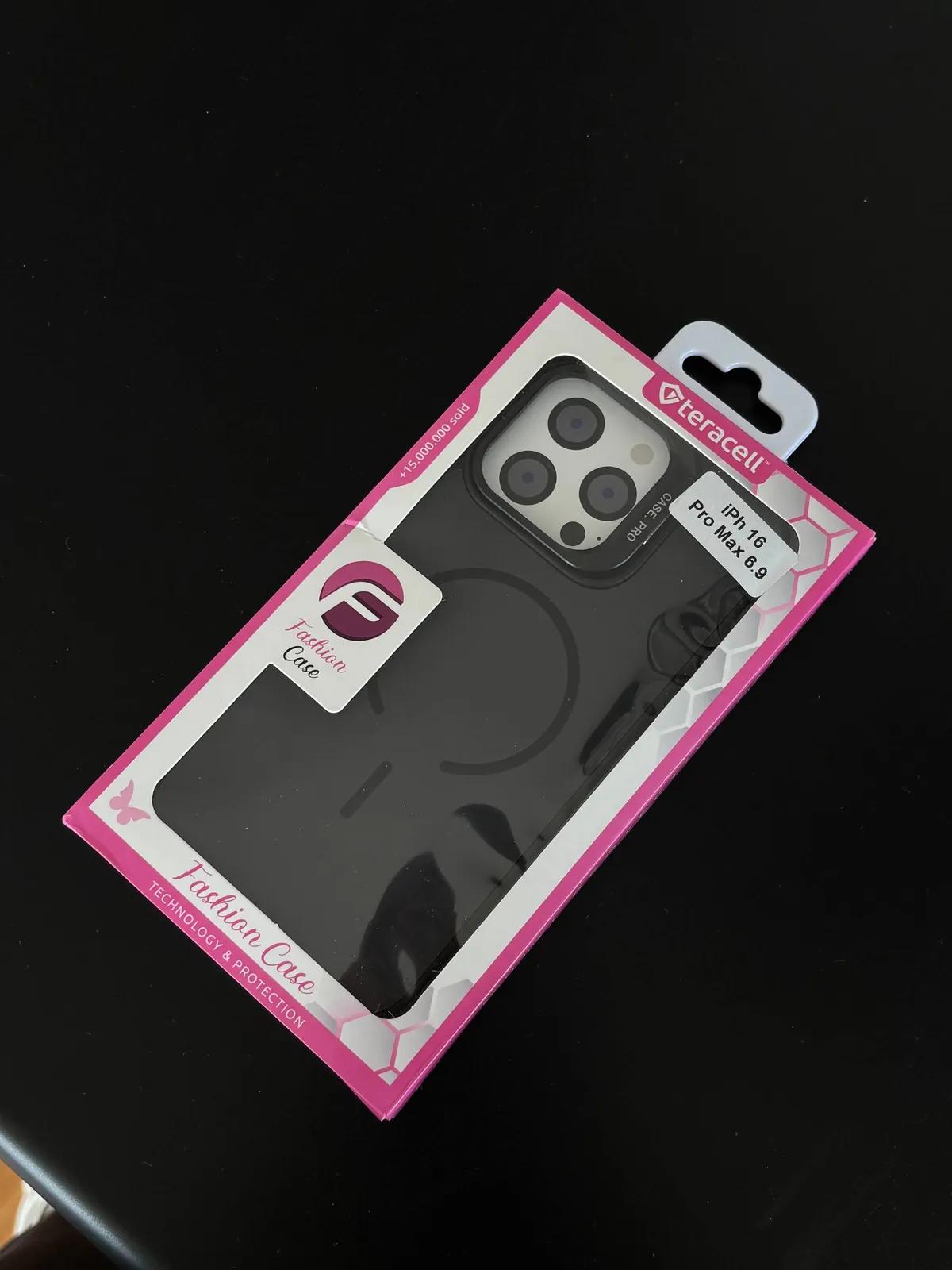 Чехол iPhone 16 Pro Max MagSafe подставка