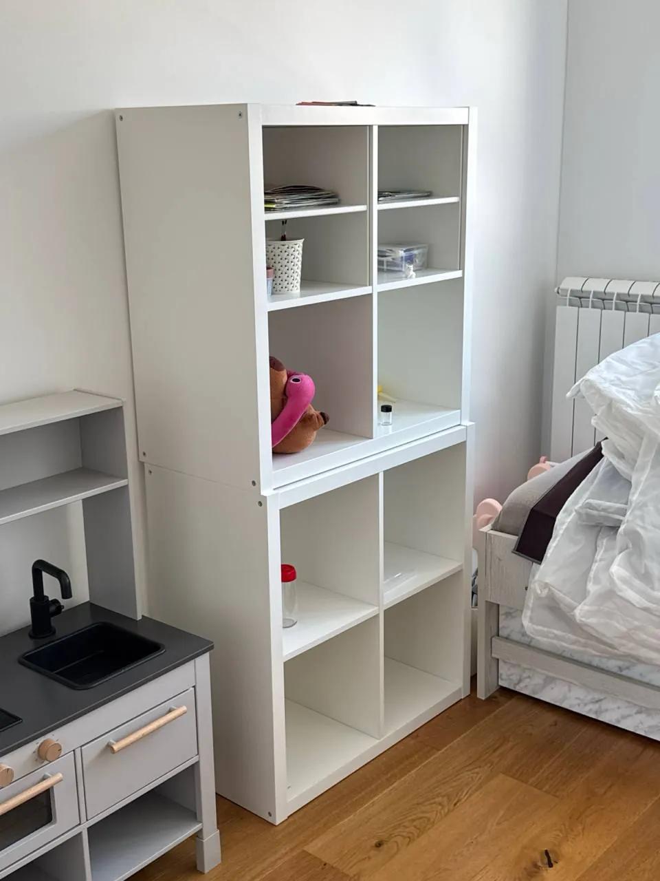 Полки IKEA KALLAX 2 шт по 2200 RSD + вставки
