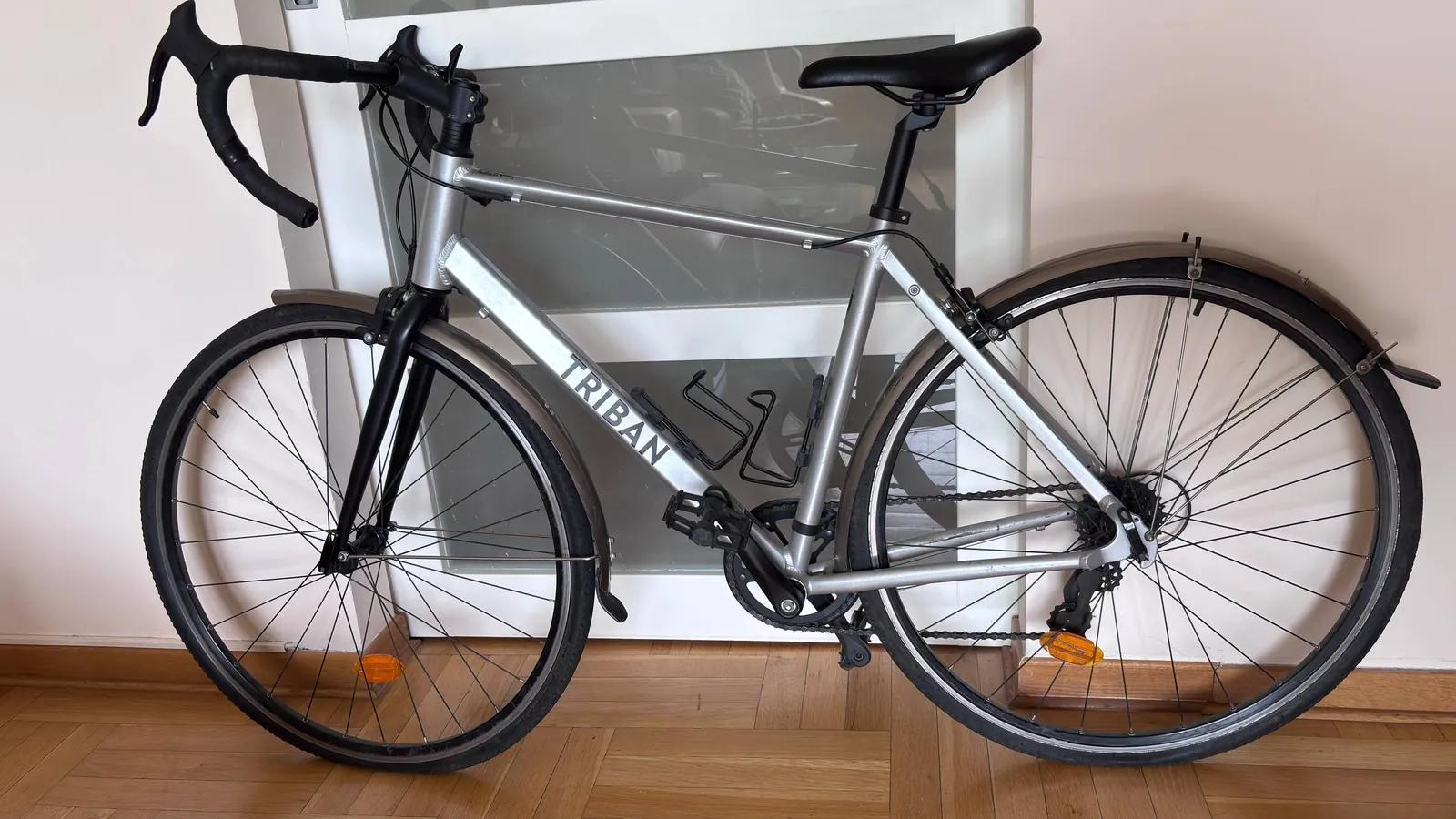 Велосипед шоссейный Triban RC100 почти новый