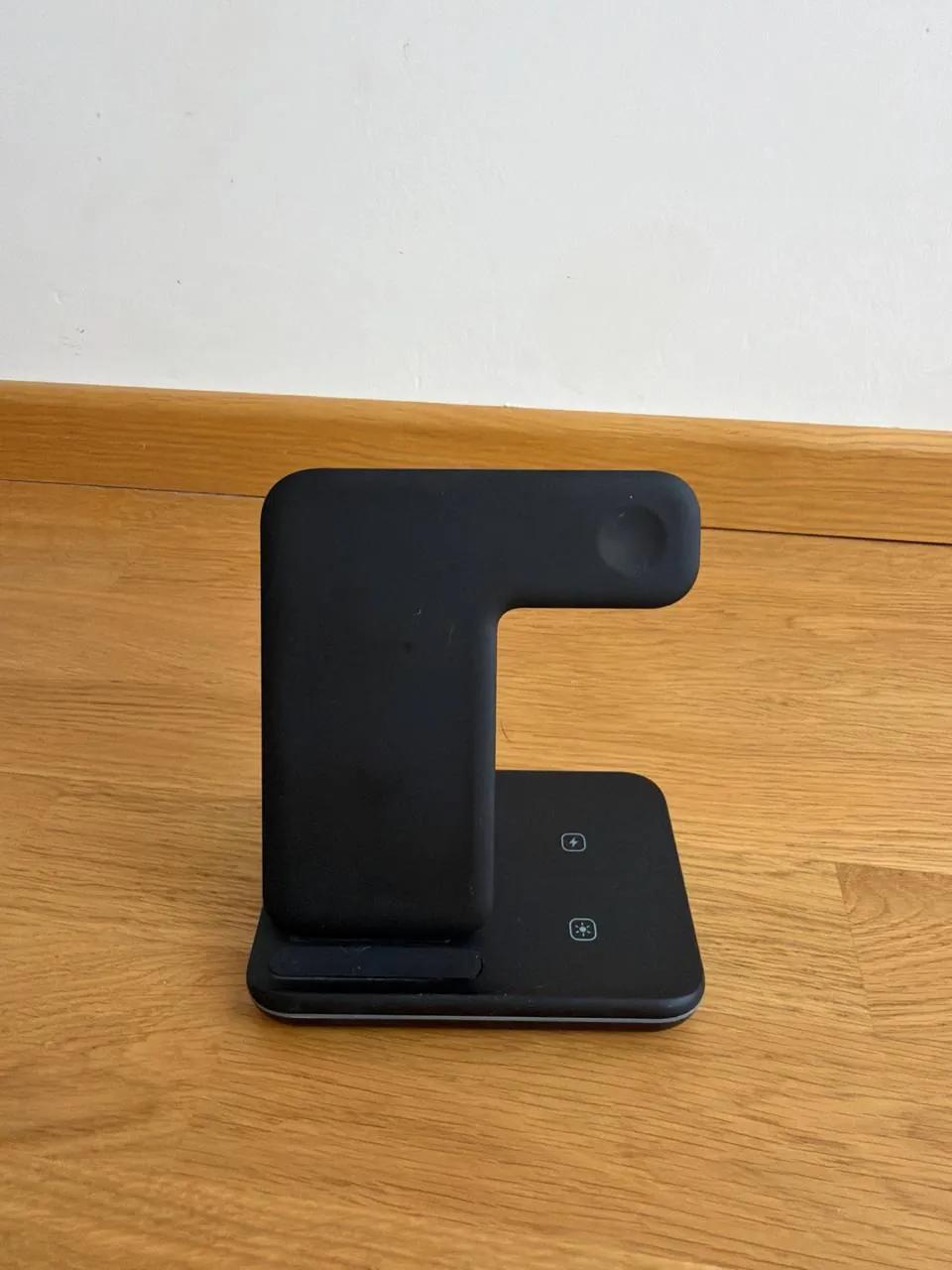 Зарядная станция Type-C для Apple
