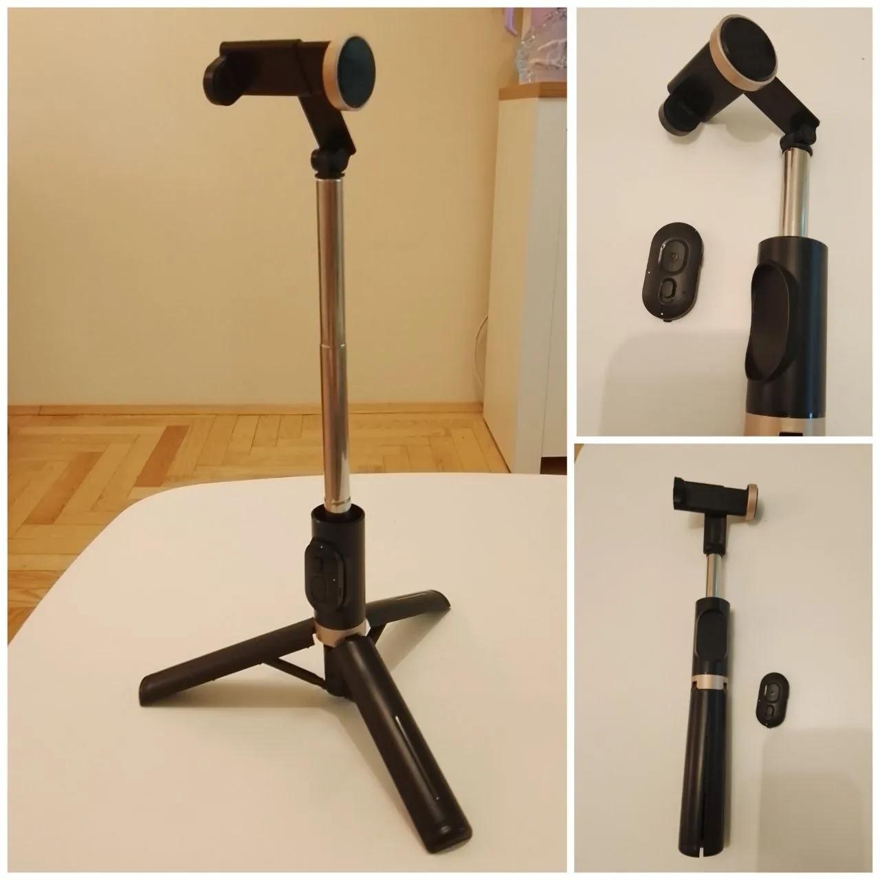Штатив селфи-палка 3 в 1 с Bluetooth пультом
