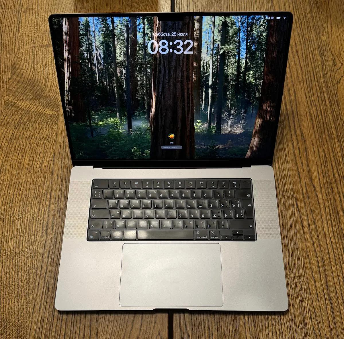 MacBook Pro 16 M1Pro 32GB 512GB 98% АКБ 1150 EUR Белград