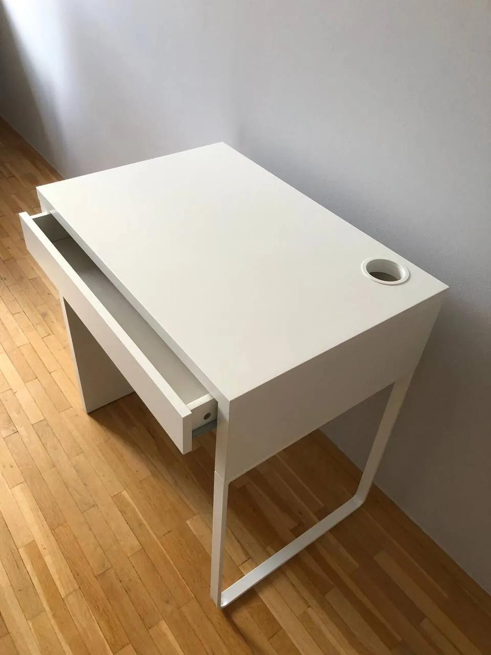 Стол IKEA 73×50 см отличное состояние