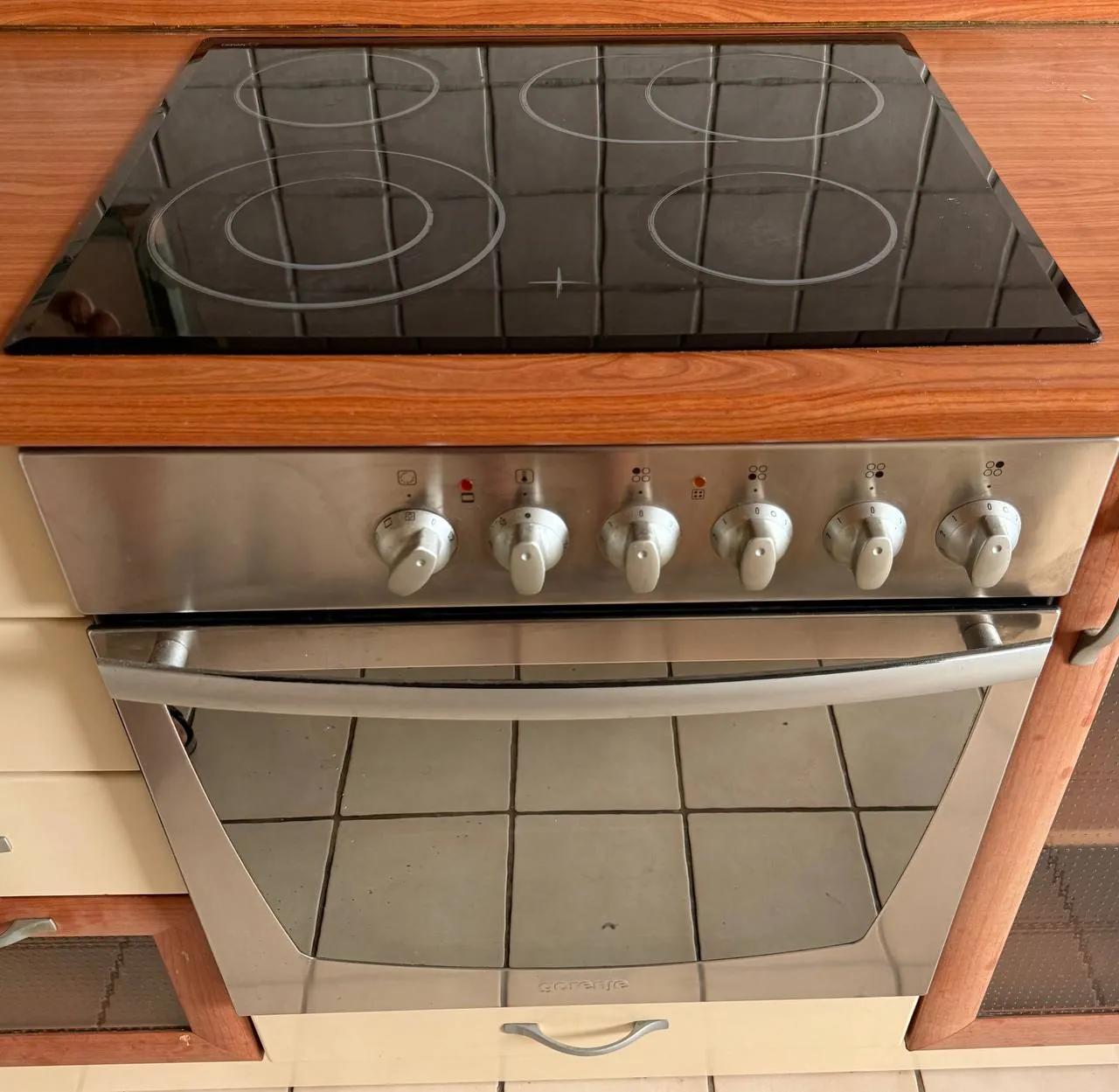 Плита Gorenje стеклокерамическая рабочее состояние